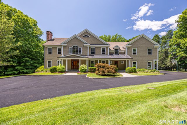14 Powder Horn Hill Road, Wilton