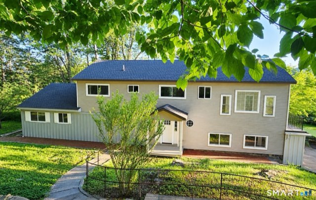 450 Danbury Road, Wilton
