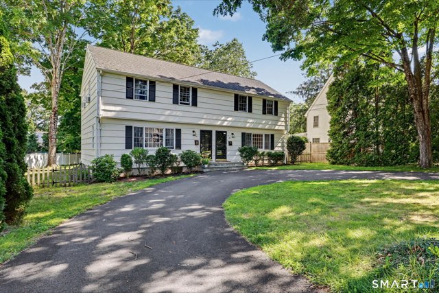 63 Oak Street, New Canaan