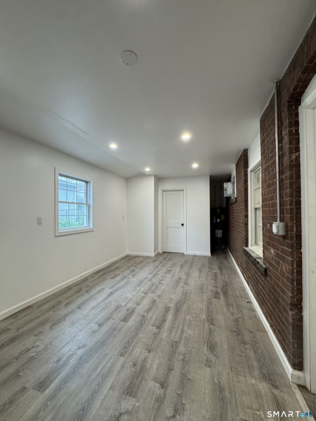 14-16 Clarks Hill Avenue, Stamford