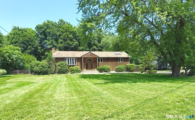 3 Susan Court, Norwalk