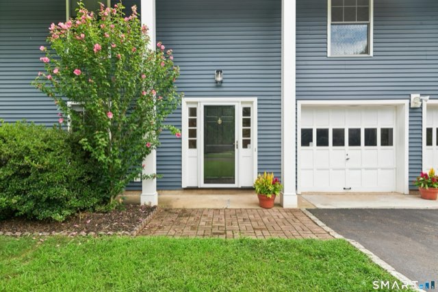 20 Lincoln Drive, New Canaan