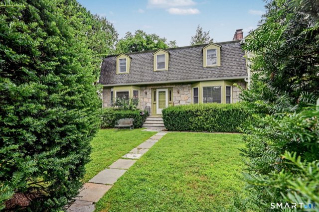 48 Green Avenue, New Canaan