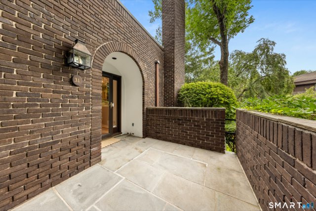 289 New Norwalk Road, New Canaan