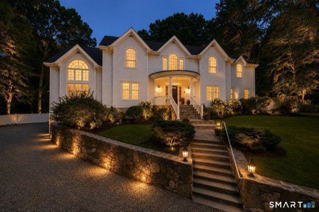 333 Rock Rimmon Road, Stamford