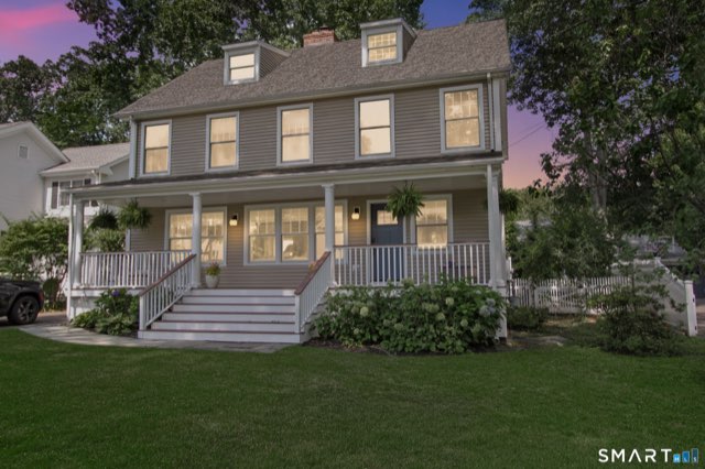13 Sunnyside Avenue, Darien
