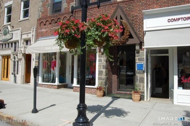 271 Greenwich Avenue, Greenwich