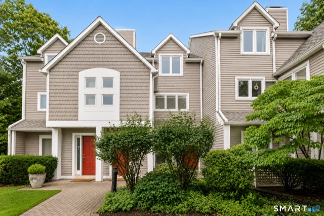 453 East Putnam Avenue, Greenwich