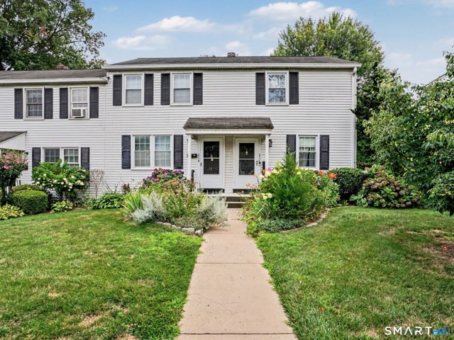 214 Sylvan Knoll Road, Stamford