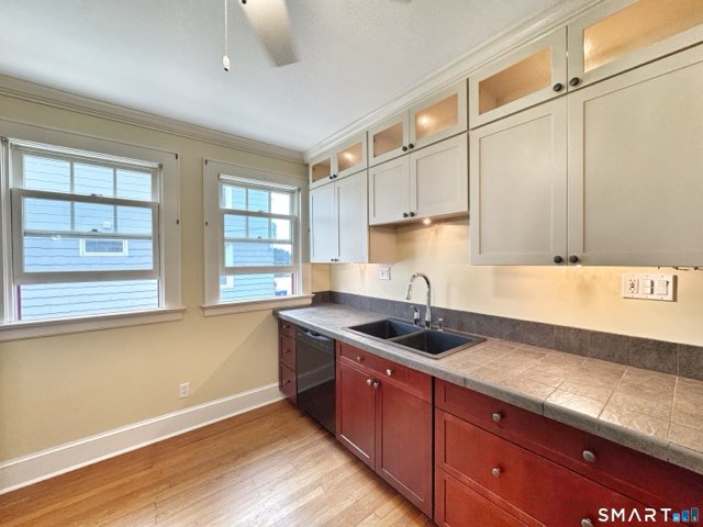 14 Woodbury Avenue, Norwalk