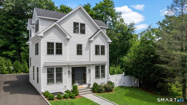 6 Down River Road, New Canaan