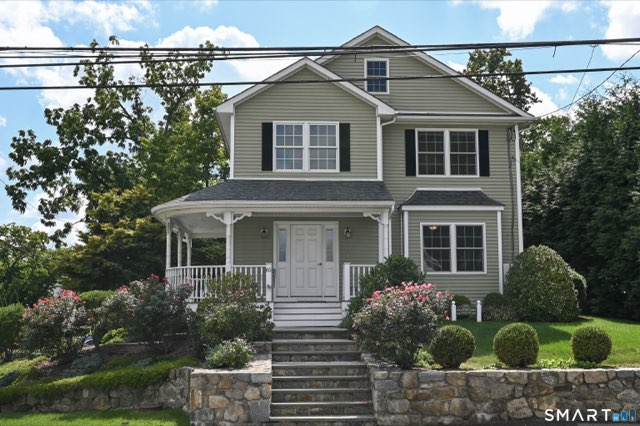 65 East Avenue, New Canaan