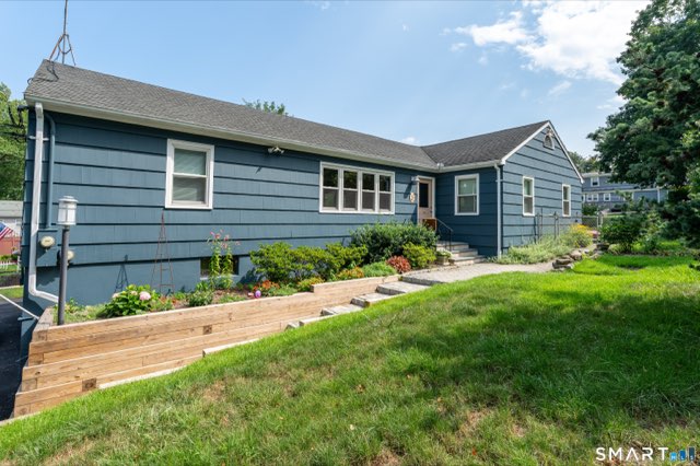 4 Yale Street, Norwalk
