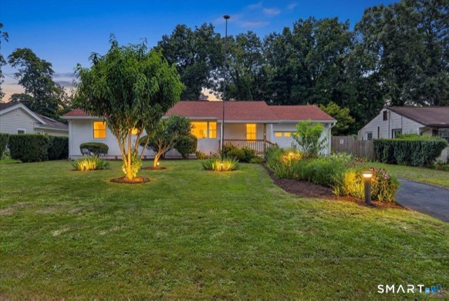 11 Derby Road, Norwalk