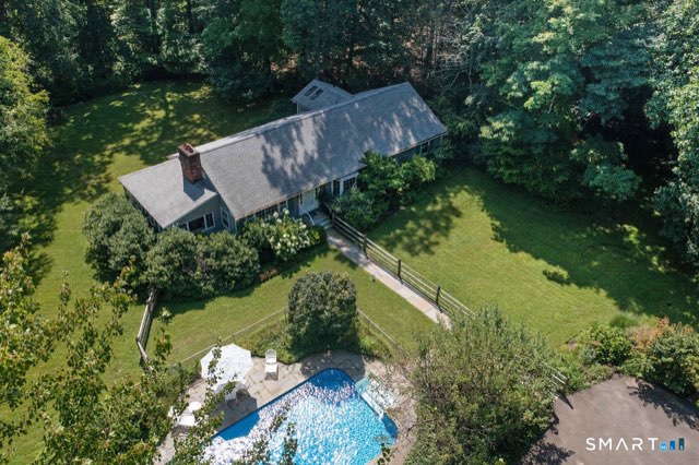 531 Cheese Spring Road, New Canaan