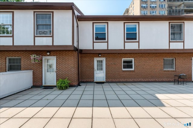 77 Glenbrook Road, Stamford