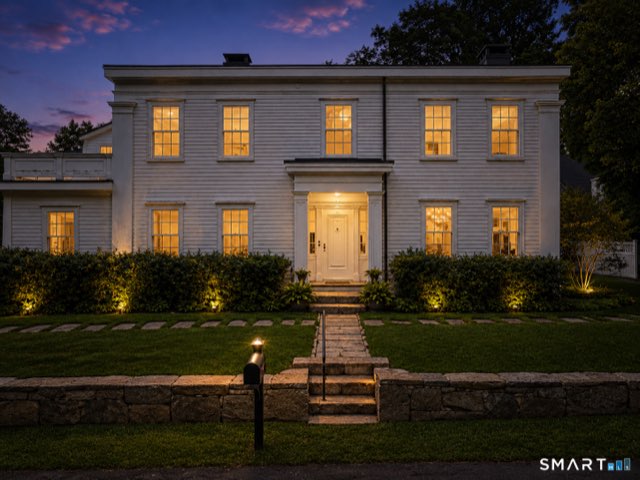 530 Roxbury Road, Stamford