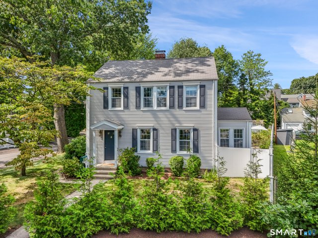 2 Fairfield Avenue, Darien