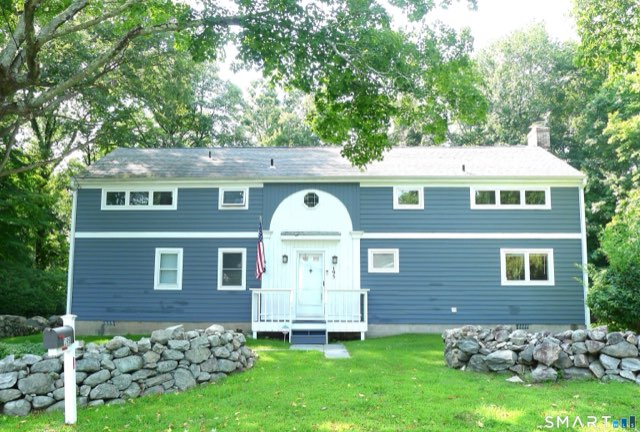 195 Silver Spring Road, Wilton