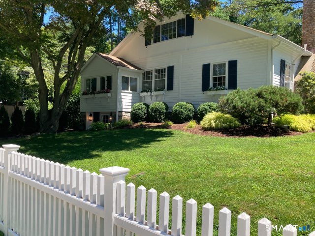 209 Compo Road South, Westport