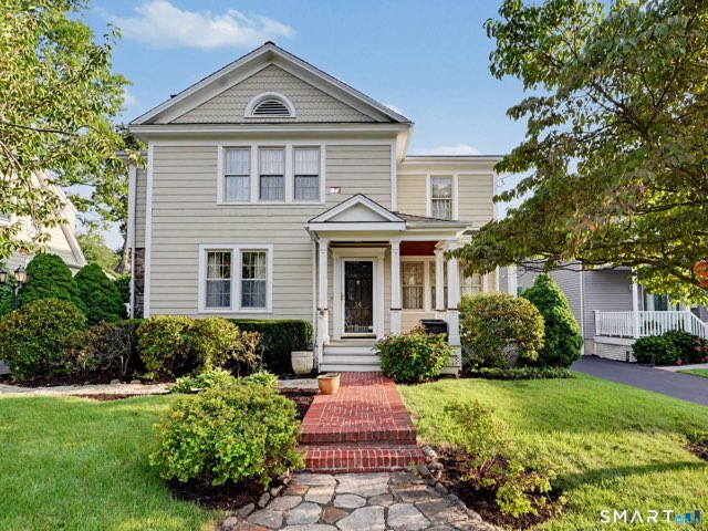 14 Roosevelt Street, Norwalk