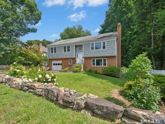 1646 Boston Post Road, Darien