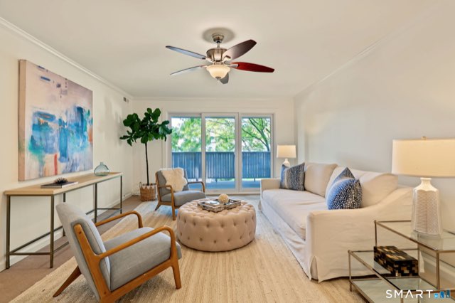 17 Rowayton Woods Drive, Norwalk