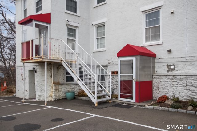 104 East Avenue, Norwalk