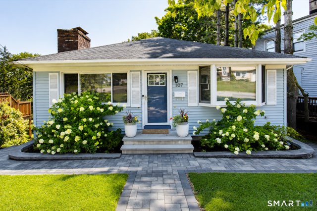 107 Clovelly Road, Stamford