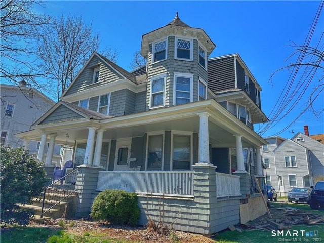 207 Flax Hill Road, Norwalk