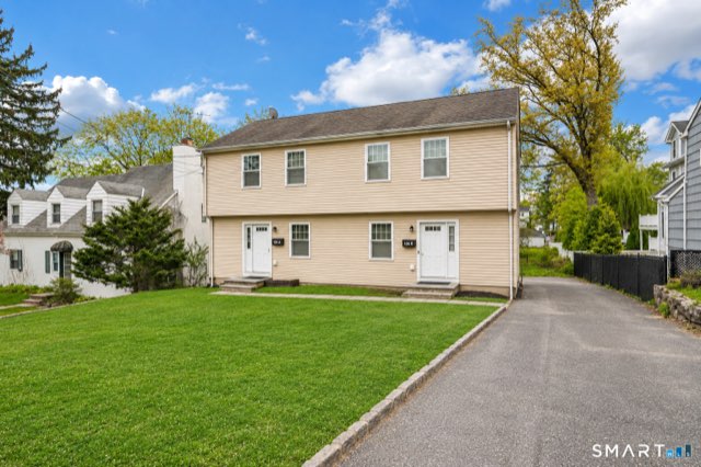124 Pine Hill Avenue, Stamford
