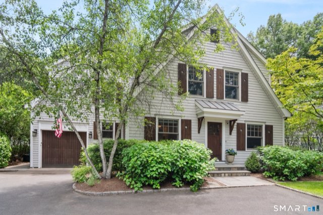 1644 Boston Post Road, Darien