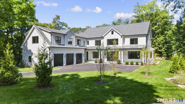 72 Old Kings Hwy S Highway, Darien