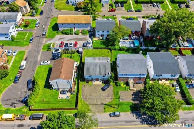 82-84 Harbor Drive, Stamford