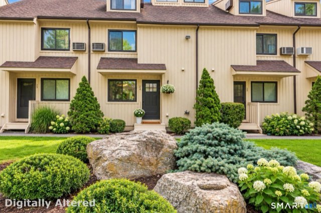 19 Woodway Road, Stamford