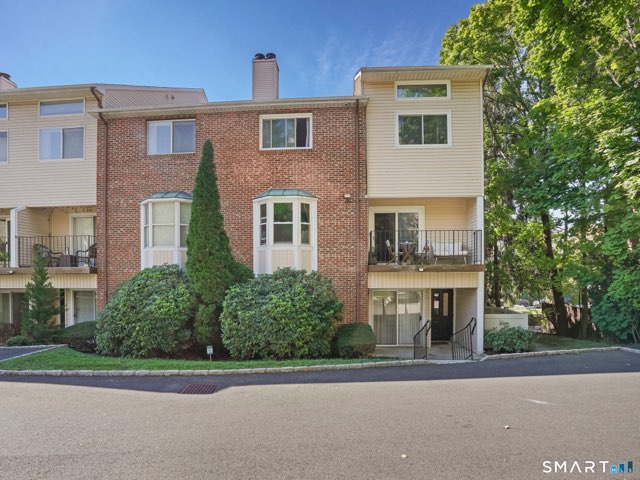 170 Forest Street, Stamford