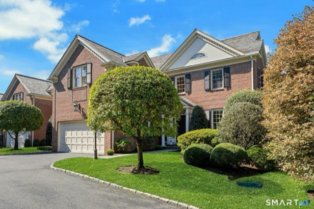 30 Richmond Hill Road, New Canaan