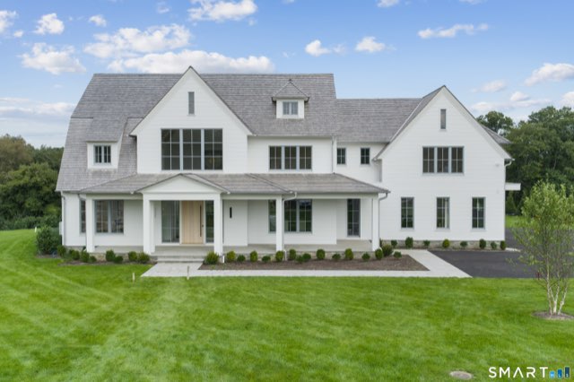 12 Beltas Farm Lane, Westport