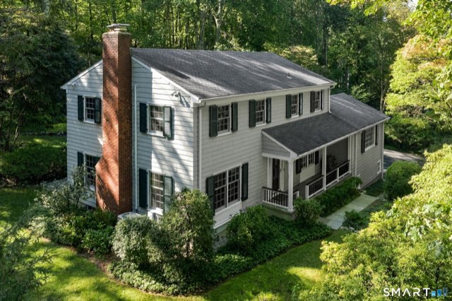 48 Chestnut Hill Lane, Stamford