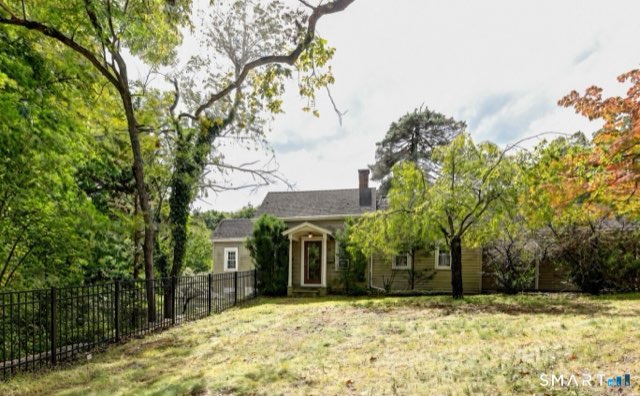 90 Weed Hill Avenue, Stamford
