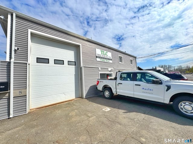 16 Ruby Street, Norwalk