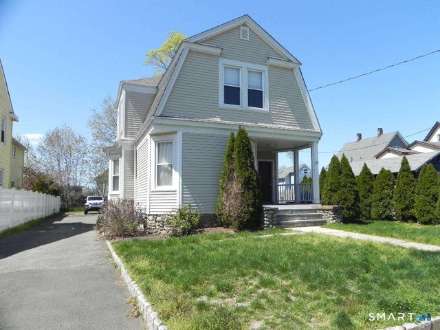 21 Edlie Avenue, Norwalk