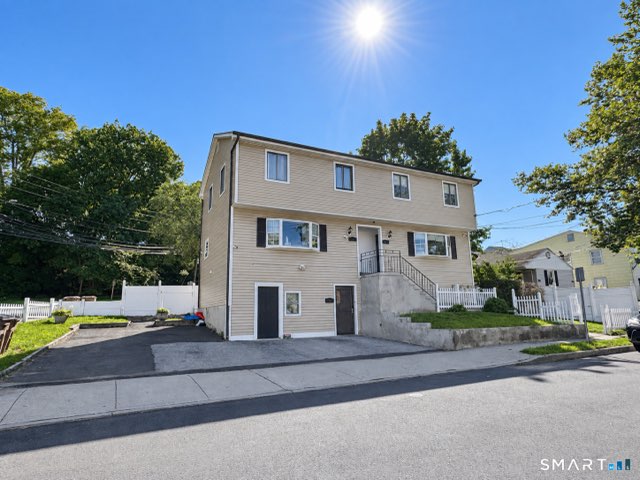 6-6 Van Buskirk Avenue, Stamford