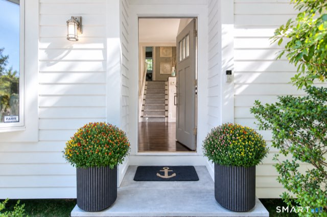 38 Guyer Road, Westport
