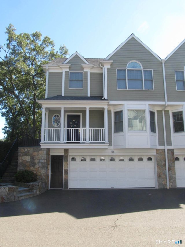 75 New Norwalk Road, New Canaan