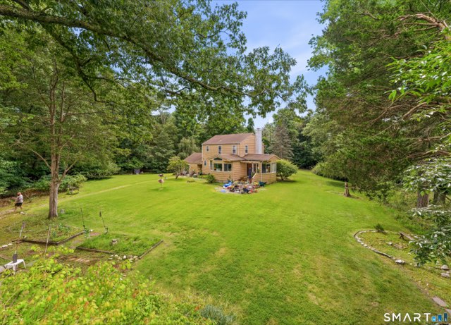 4 Grist Mill Lane, Westport