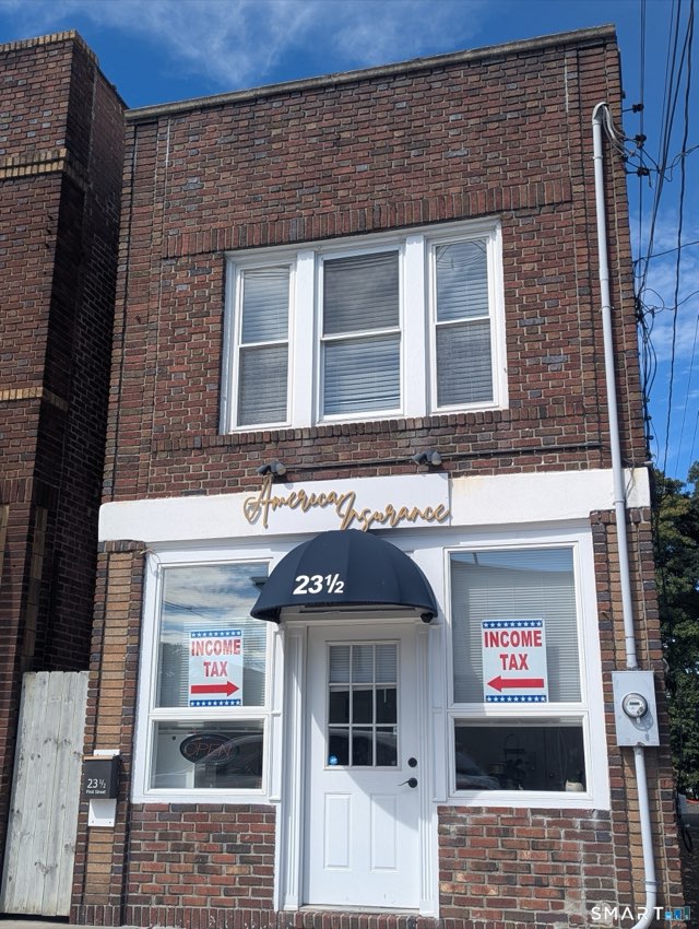 23 1/2 1st Street, Norwalk