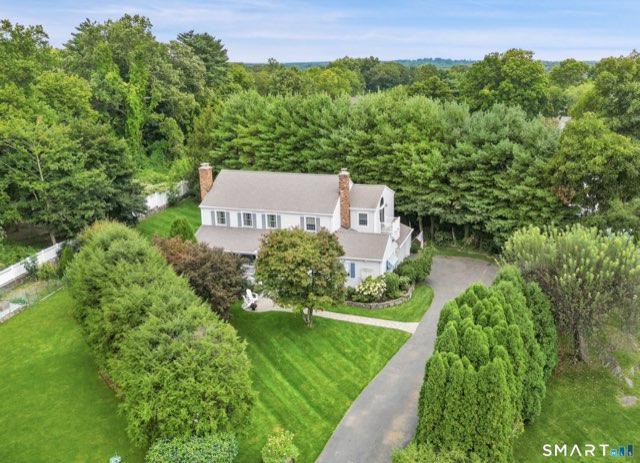 19 Tamarack Place, Greenwich