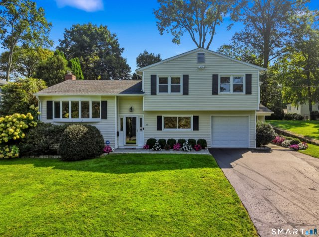 30 Idlewood Place, Stamford