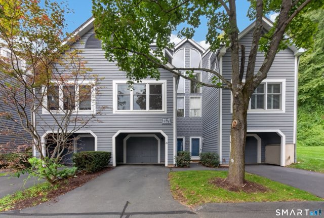 46 Fawn Ridge Lane, Wilton